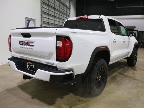 New 2026 GMC Canyon Elevation w/ Convenience Package image 3