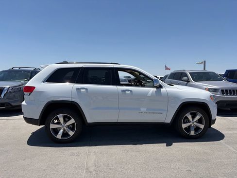 Used 2015 Jeep Grand Cherokee Limited w/ Trailer Tow Group IV RWD image 2