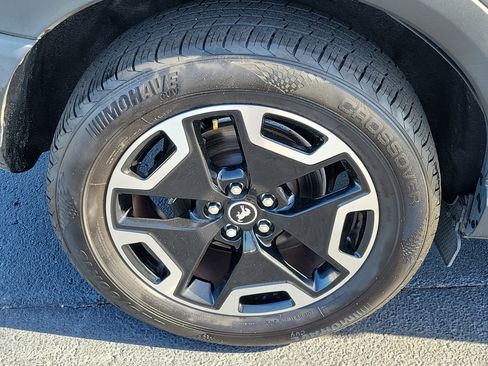 Used 2021 Ford Bronco Sport Outer Banks w/ Outer Banks Package (96D) image 10