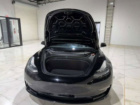 Used 2019 Tesla Model 3 Standard Range image 20