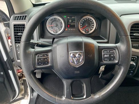 Used 2018 RAM 1500 Express w/ Express Value Package image 10