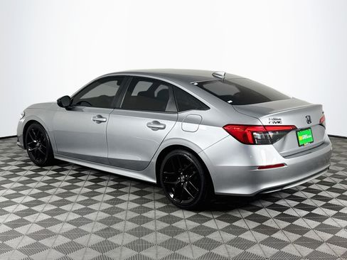 Used 2023 Honda Civic Sport image 6