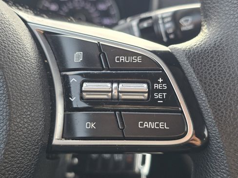 Used 2020 Kia Optima LX image 29