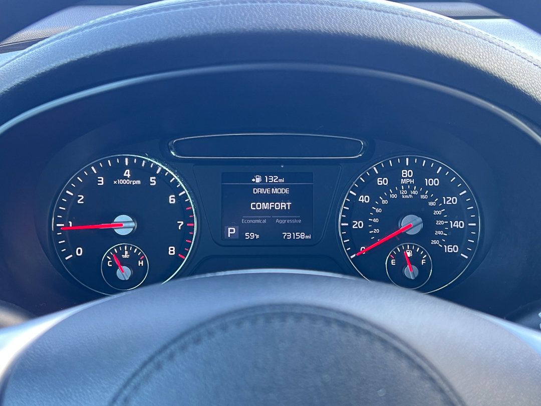 Used 2020 Kia Sorento LX FWD image 19
