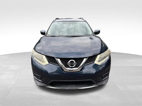 Used 2016 Nissan Rogue SV FWD image 2