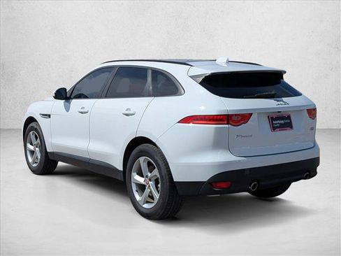Used 2018 Jaguar F-PACE Premium AWD/4WD image 7