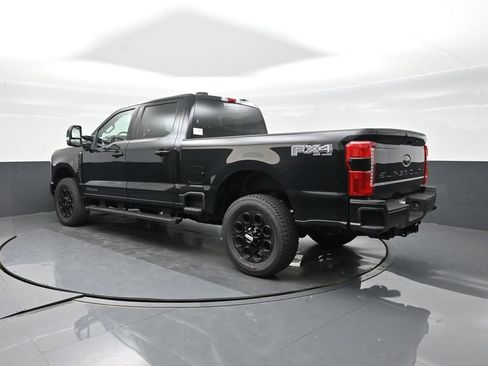 New 2026 Ford F250 Lariat w/ Black Appearance Package AWD/4WD image 4