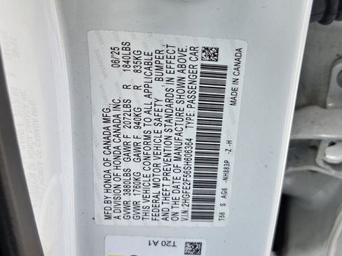 Used 2025 Honda Civic Sport image 41
