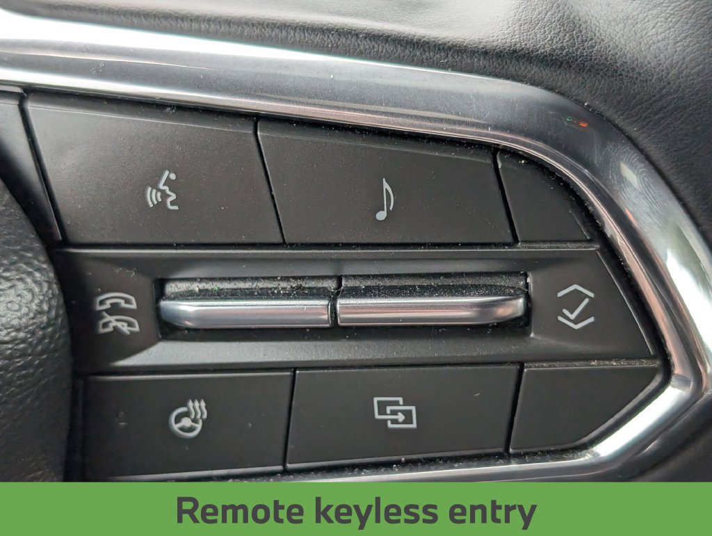 Used 2025 Chevrolet Traverse LT AWD/4WD image 21