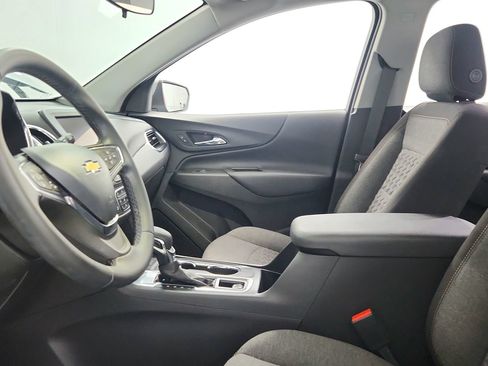 Used 2024 Chevrolet Equinox LT FWD image 17