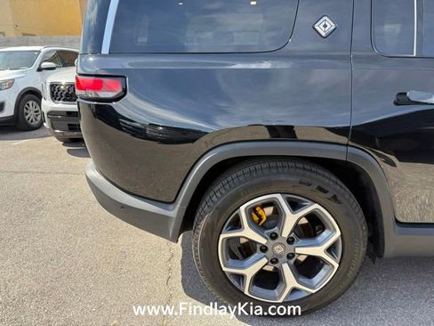 Used 2023 Rivian R1S Adventure AWD/4WD image 17