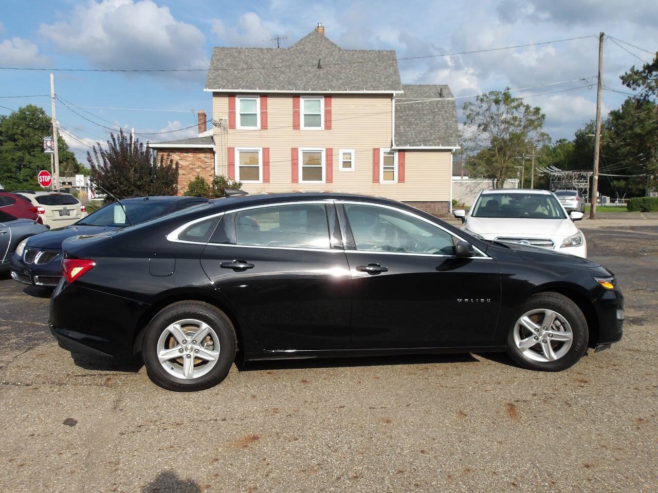 Used 2020 Chevrolet Malibu LS w/ LPO, Convenience Package 2 FWD image 4