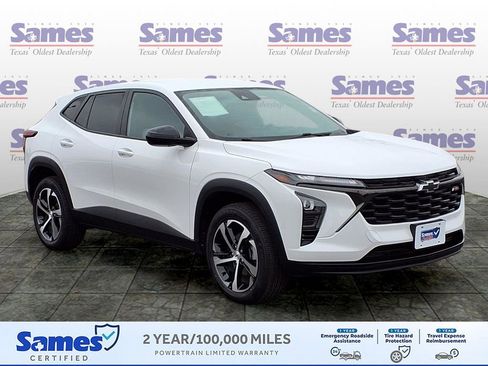 Used 2024 Chevrolet Trax RS image 1