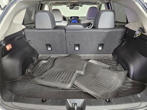 Used 2019 Subaru Crosstrek 2.0i Limited w/ Moonroof Package w/Navigation image 18