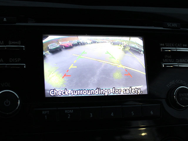 Used 2017 Nissan Rogue S AWD/4WD image 11
