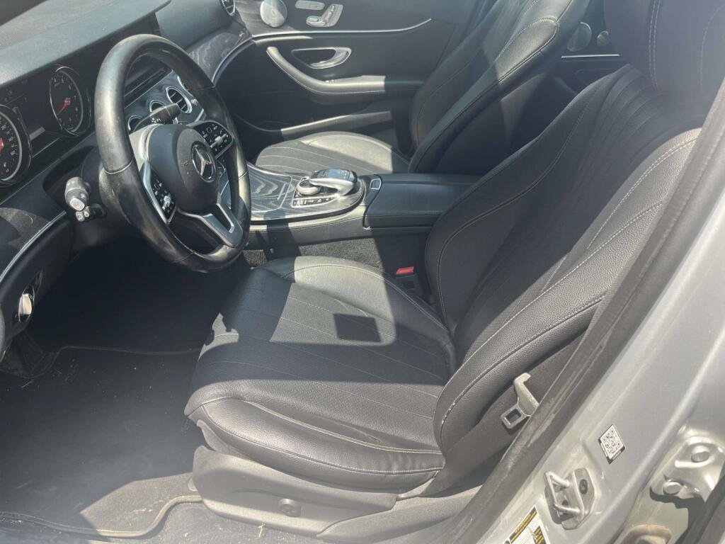 Used 2019 Mercedes-Benz E 300 4MATIC image 15