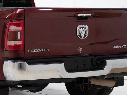 Used 2020 RAM 3500 Laramie w/ Max Tow Package AWD/4WD image 13
