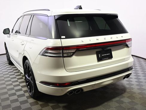 New 2026 Lincoln Aviator Reserve AWD/4WD image 4