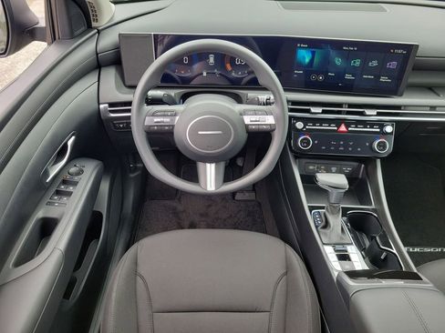 Used 2026 Hyundai Tucson SEL image 13