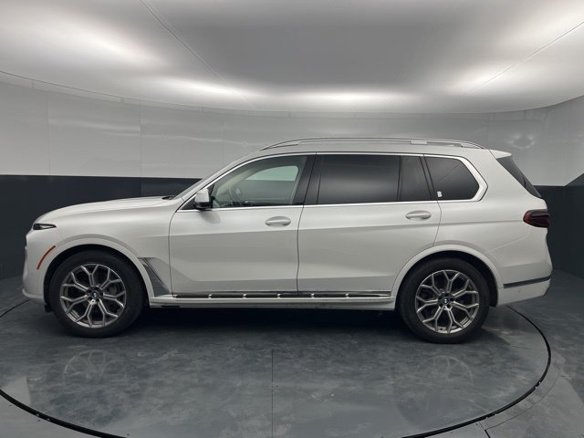 Used 2023 BMW X7 xDrive40i AWD/4WD image 6