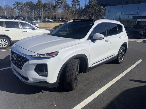 Used 2020 Hyundai Santa Fe SEL w/ Cargo Package image 2