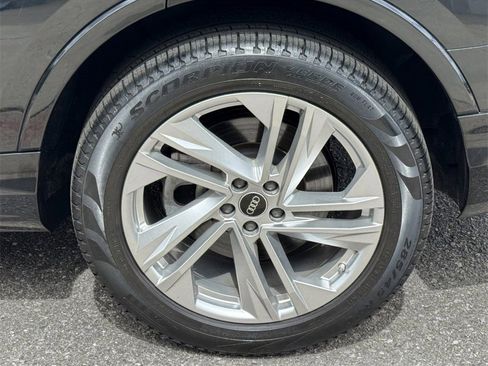 Used 2022 Audi Q7 3.0T Premium Plus w/ Premium Plus Package image 12