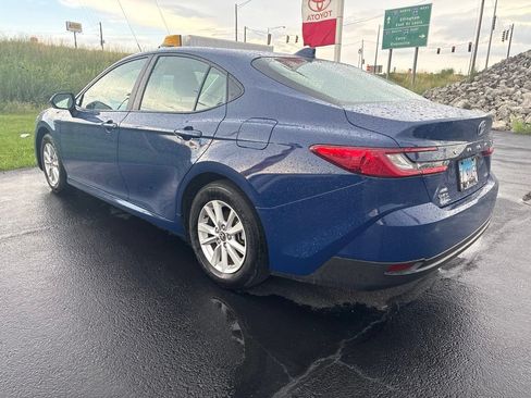 Used 2025 Toyota Camry LE AWD/4WD image 3