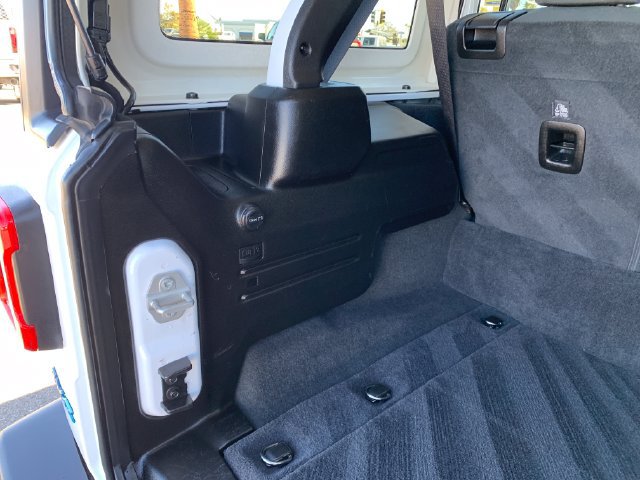 Used 2024 Jeep Wrangler Unlimited Rubicon 4xe AWD/4WD image 12