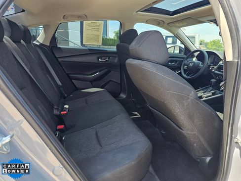 Used 2025 Honda Accord SE image 33