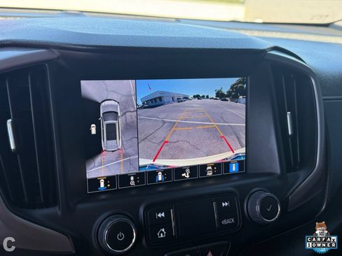 Certified 2024 GMC Terrain AT4 w/ Tech Package AWD/4WD image 27