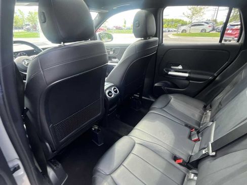 Used 2021 Mercedes-Benz GLA 250 4MATIC image 14