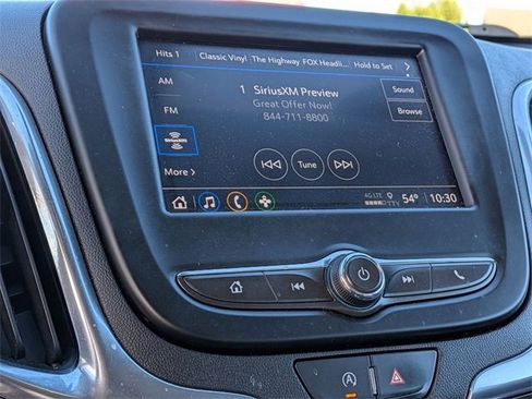 Used 2022 Chevrolet Equinox LS image 20