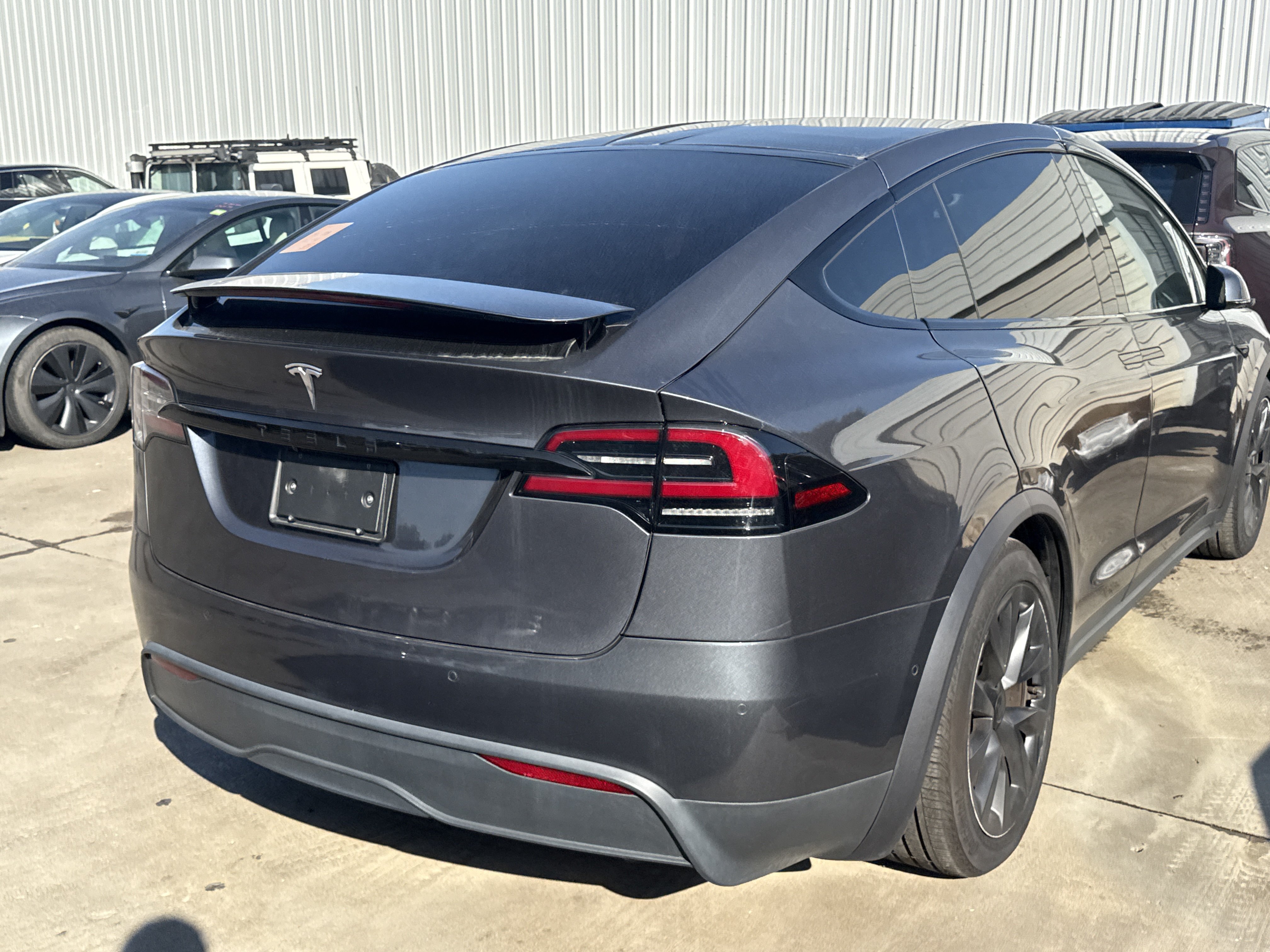 Used 2022 Tesla Model X AWD/4WD image 2