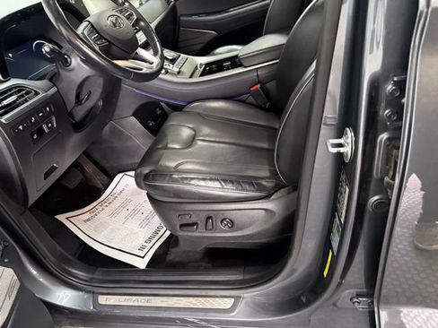 Used 2021 Hyundai Palisade Limited image 21