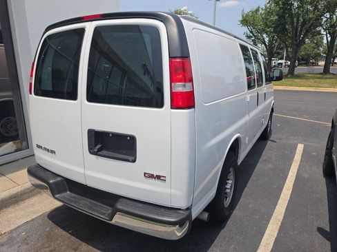 Used 2024 GMC Savana 2500 w/ Driver Convenience Package RWD image 11