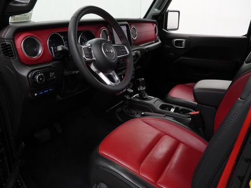 Used 2023 Jeep Wrangler Unlimited Rubicon 4xe AWD/4WD image 18