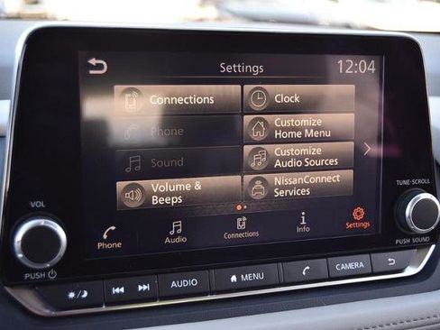 Certified 2023 Nissan Rogue SV image 14