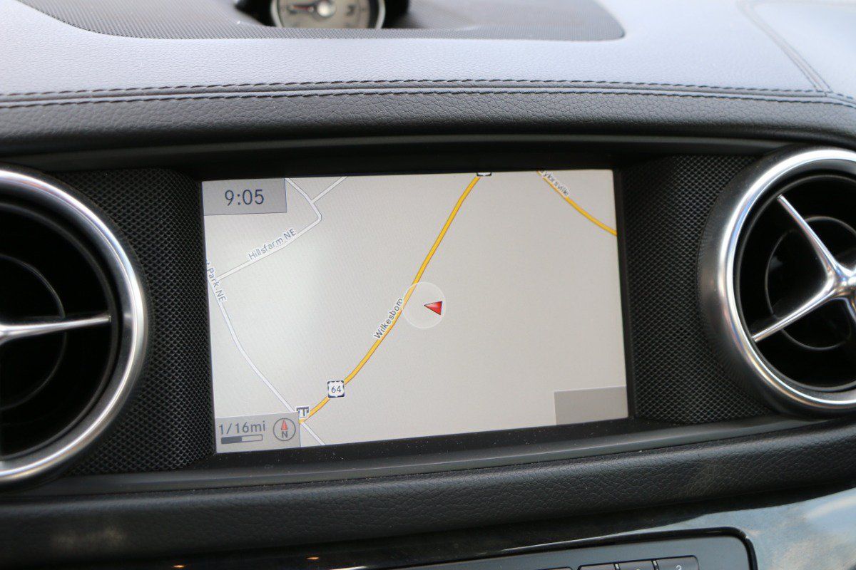 Used 2014 Mercedes-Benz SL 550 image 25