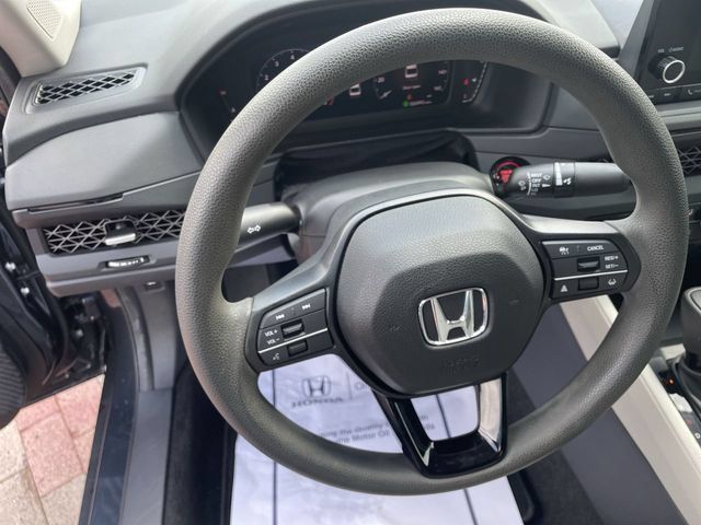 Certified 2024 Honda Accord EX image 11