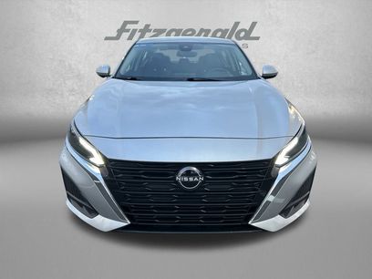 Used 2023 Nissan Altima 2.5 SV
