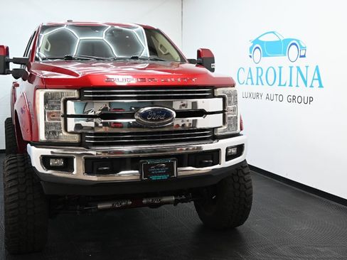 Used 2017 Ford F250 Lariat w/ Lariat Ultimate Package AWD/4WD image 1