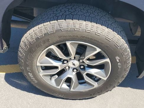 Certified 2023 Chevrolet Silverado 1500 RST AWD/4WD image 5