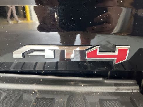 Used 2022 GMC Canyon AT4 image 47