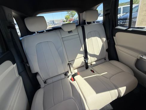 Used 2026 Mercedes-Benz GLB 250 4MATIC image 18