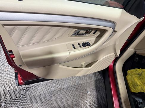 Used 2015 Ford Taurus SEL w/ Equipment Group 201A image 24