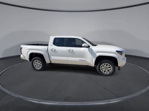 New 2026 Toyota Tacoma SR5 AWD/4WD image 9