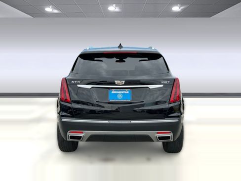 Used 2022 Cadillac XT5 Premium Luxury FWD image 8