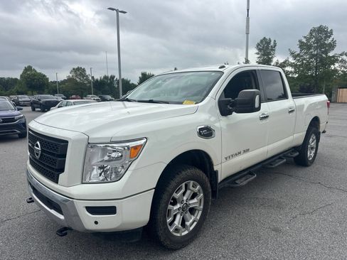 Used 2021 Nissan Titan SV w/ SV Convenience Package AWD/4WD image 1