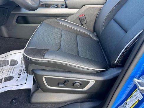 New 2026 RAM 1500 Laramie w/ Night Edition image 21