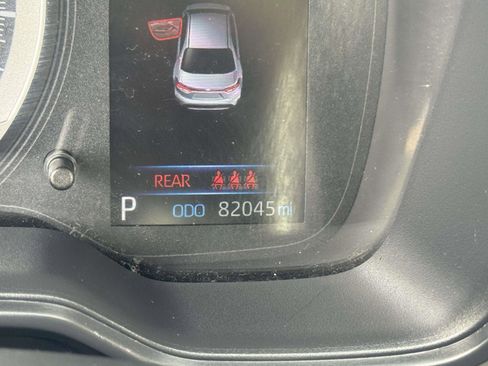 Used 2020 Toyota Corolla LE FWD image 25